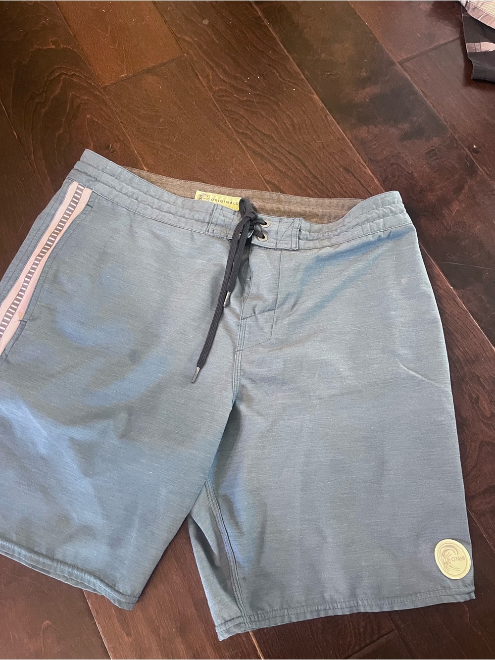 Men's vintage O’Neill Blue Board Shorts size 33
